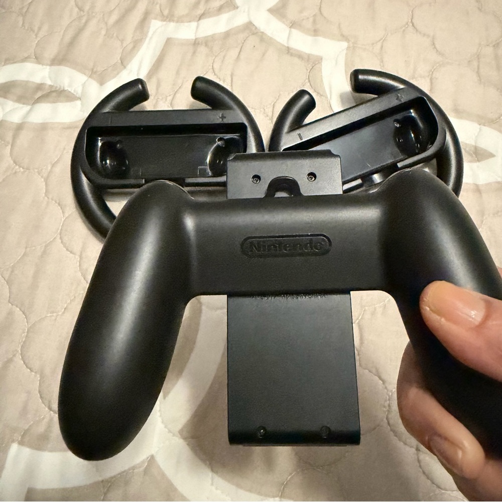 Nintendo Switch Joy-Con & Ring-Con Controllers - Picture 2 of 8